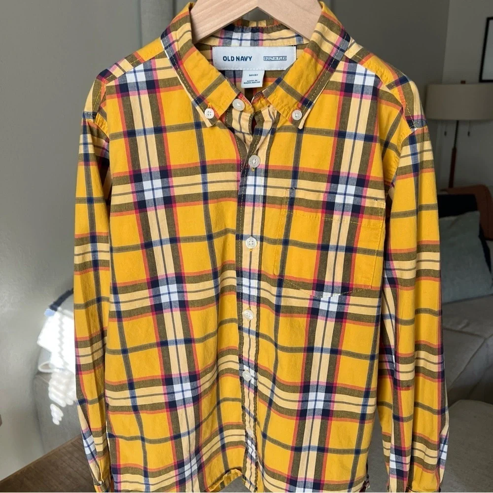 Boy’s Old Navy Yellow/blue/red Plaid Longsleeve Button Up Size M(8)